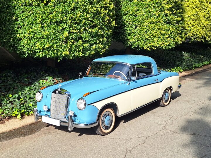 1958 Mercedes Benz 220 SE Coupe Ponton