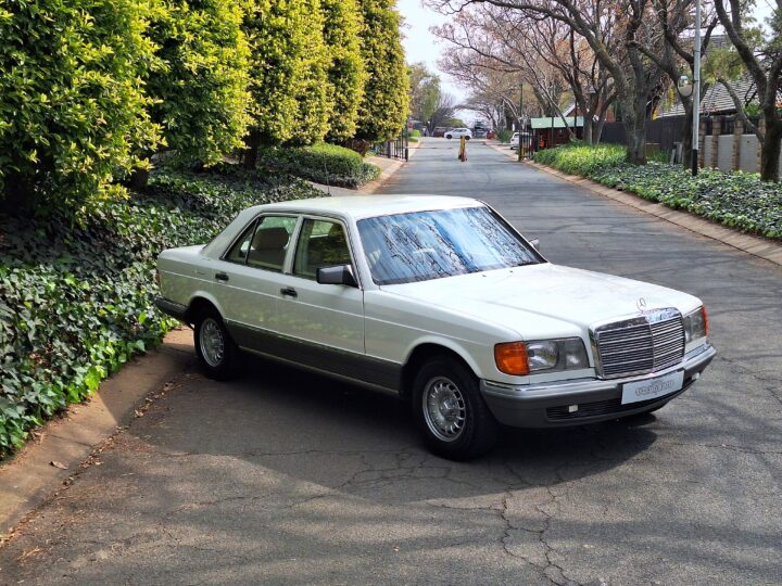 MERCEDES BENZ 380 SE W126