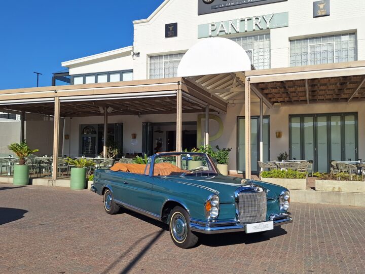 Mercedes Benz 220 SE Convertible
