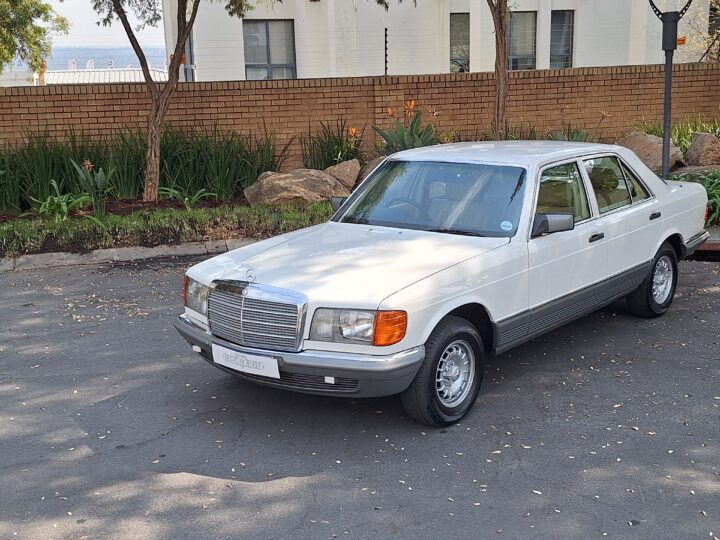 MERCEDES BENZ 380 SE W126