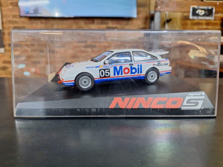 Ford Sierra (Mobil) – Ninco S1 Sport Slot Car Ref. 50610 – Brand New