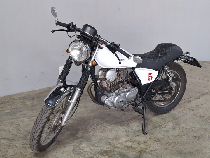 Yamaha SR250