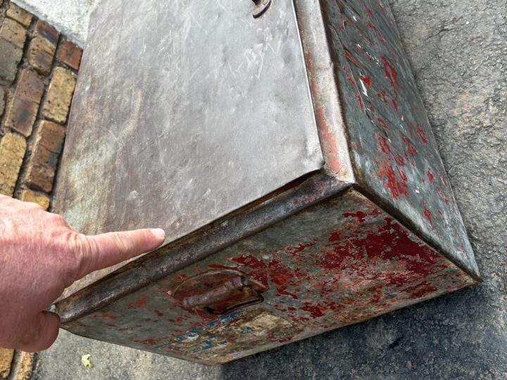 Vintage Thums Up Embossed Cooler Box – Large, with Handle