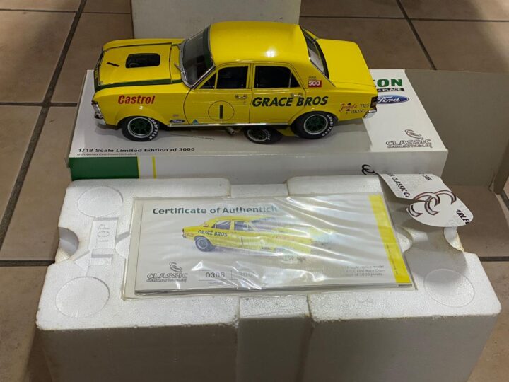 Ford Falcon GT – 1:18 Scale Model Limited Edition No. 0102 of 2000 – In Original Box