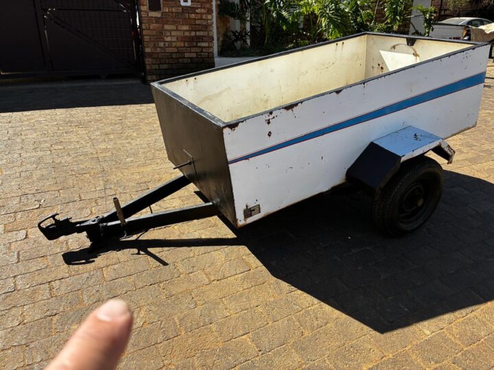 Trailer Luggage / Refuse Box Cart – No Papers