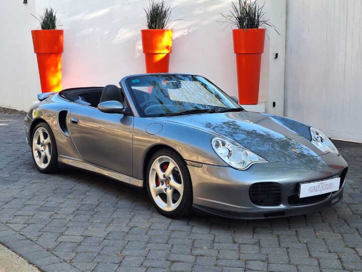 PORSCHE 911 TURBO CABRIOLET (996.2)
