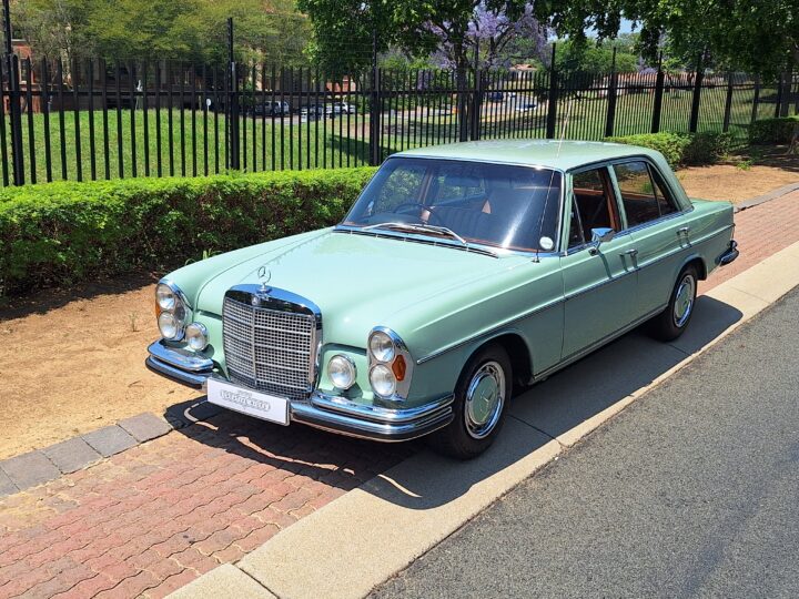 MERCEDES BENZ 280 SE W108