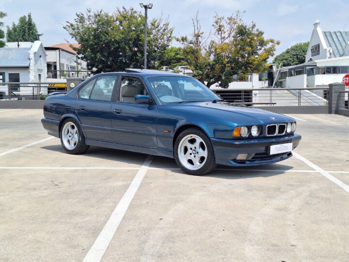 BMW 540i (E34) Individual