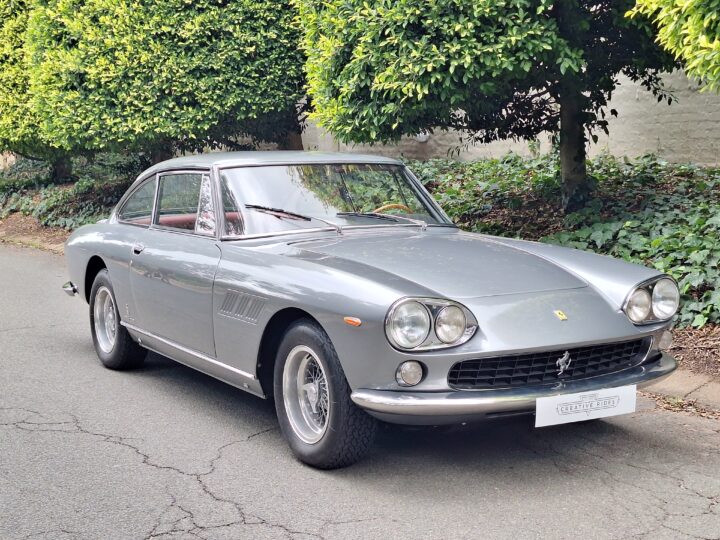 Ferrari 330 GT 2+2 Series 1