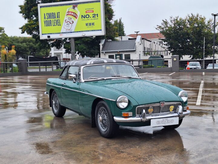 MG B-ROADSTER
