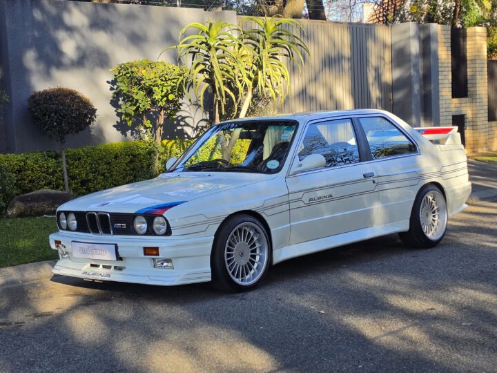 BMW E 30 318i (M3 REPLICA)