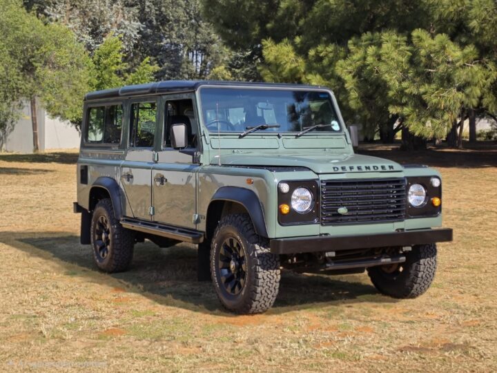 Land Rover County 110 V8