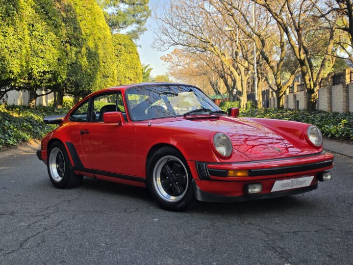 PORSCHE 911 SC (LHD)