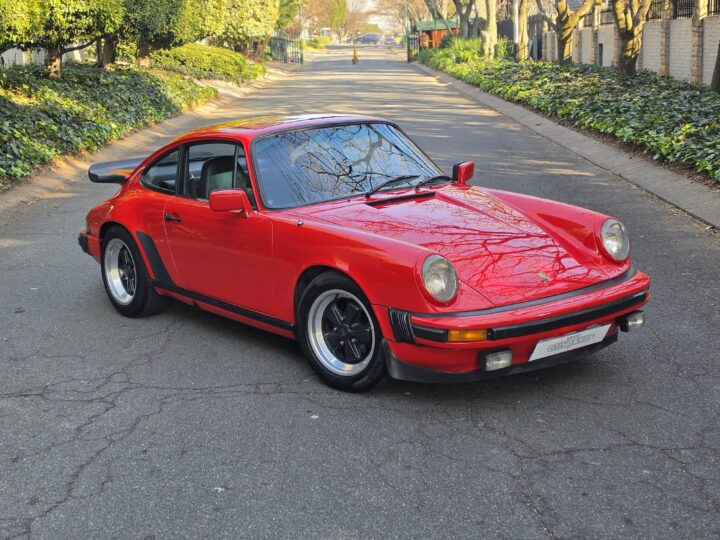 PORSCHE 911 SC (LHD)