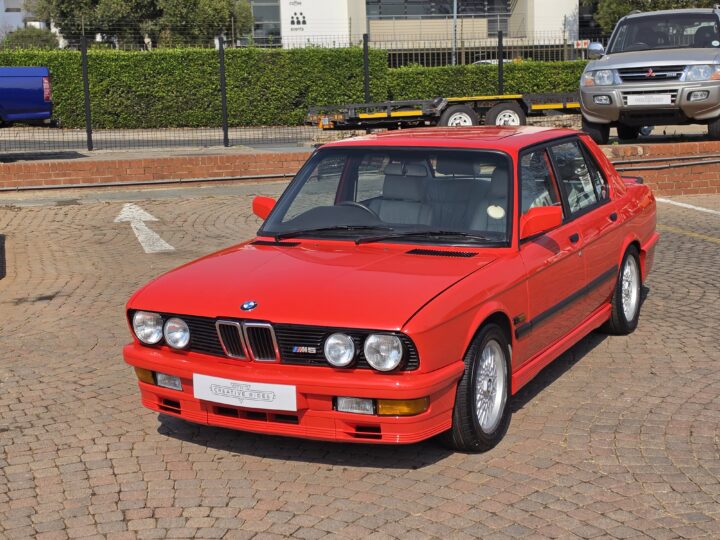 BMW M5 E28